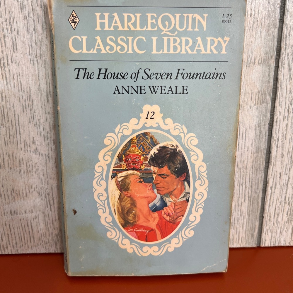 Harlequin‎ Classic Library The House of Seven Fountains Anne Weale 12 80012 1981